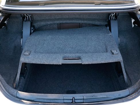 Used 2011 Volkswagen Eos Lux image 23