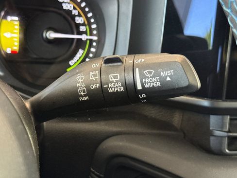 Used 2024 Jeep Wrangler Unlimited Rubicon 4xe AWD/4WD image 39
