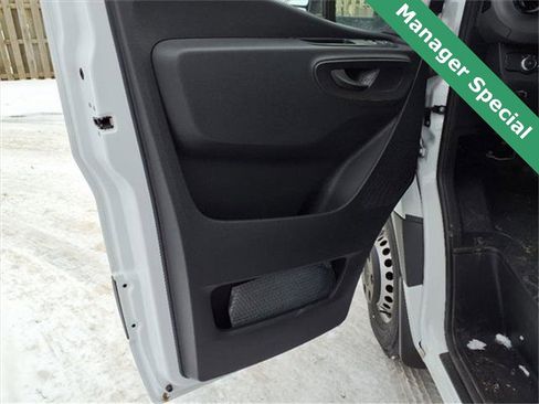 Used 2023 Mercedes-Benz Sprinter 3500 image 14