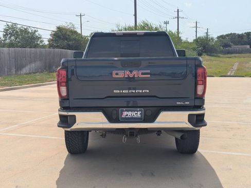 Used 2022 GMC Sierra 2500 SLE w/ SLE Value Package; AWD/4WD image 6