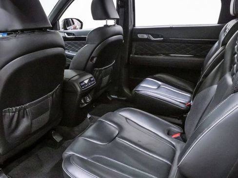 Used 2020 Hyundai Palisade Limited FWD image 11