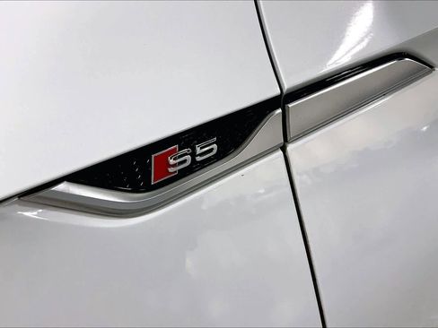 Used 2019 Audi S5 Premium Plus w/ Premium Plus image 15