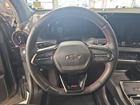 Used 2025 Chevrolet Equinox RS w/ Safety and Technology Package AWD/4WD image 23