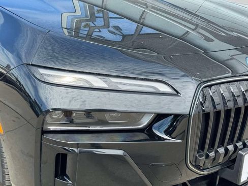 Certified 2025 BMW i7 eDrive50 w/ M Sport Package RWD image 4