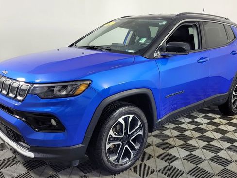 Used 2022 Jeep Compass Limited image 3