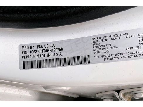 Used 2024 RAM 1500 Laramie AWD/4WD image 34
