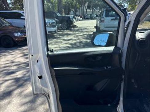 Used 2021 Mercedes-Benz Metris image 19