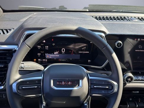 New 2026 GMC Canyon Elevation w/ Convenience Package image 16