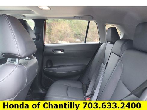 Used 2024 Toyota Corolla Cross XLE w/ Convenience Package image 27