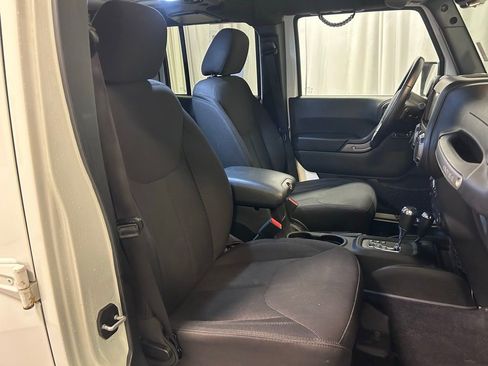 Used 2016 Jeep Wrangler Unlimited Sport w/ Quick Order Package 24S image 17