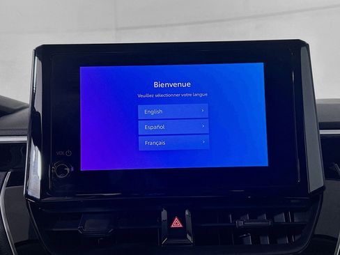 Used 2025 Toyota Corolla LE image 23