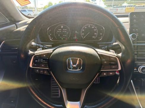 Used 2021 Honda Accord Sport image 17