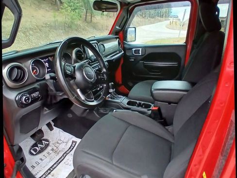 Used 2020 Jeep Gladiator Sport w/ Quick Order Package 24S image 8