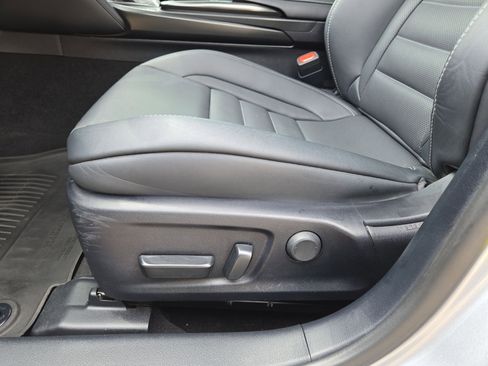 Used 2023 Lexus IS 350 F Sport RWD image 17