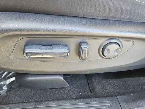 Used 2024 Honda CR-V EX image 18