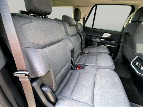 Used 2025 Ford Expedition Active RWD image 25