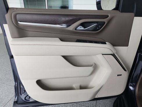 Certified 2024 GMC Yukon Denali AWD/4WD image 22