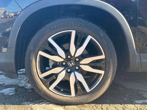 Used 2022 Honda Pilot Touring image 10