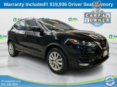 Used 2022 Nissan Rogue Sport SV w/ Technology Package image 3