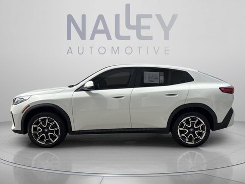 Used 2026 BMW X2 xDrive28i w/ Technology Package AWD/4WD image 2