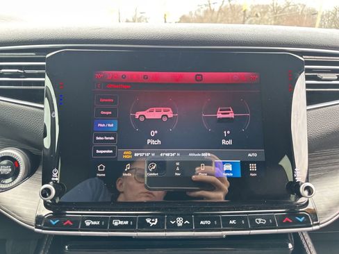 Used 2024 Jeep Wagoneer Series III image 36