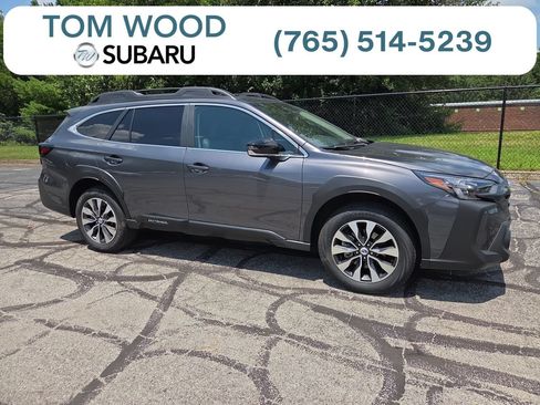 Certified 2025 Subaru Outback Limited AWD/4WD image 1