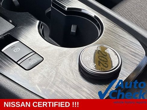 Certified 2024 Nissan Rogue SV AWD/4WD image 29