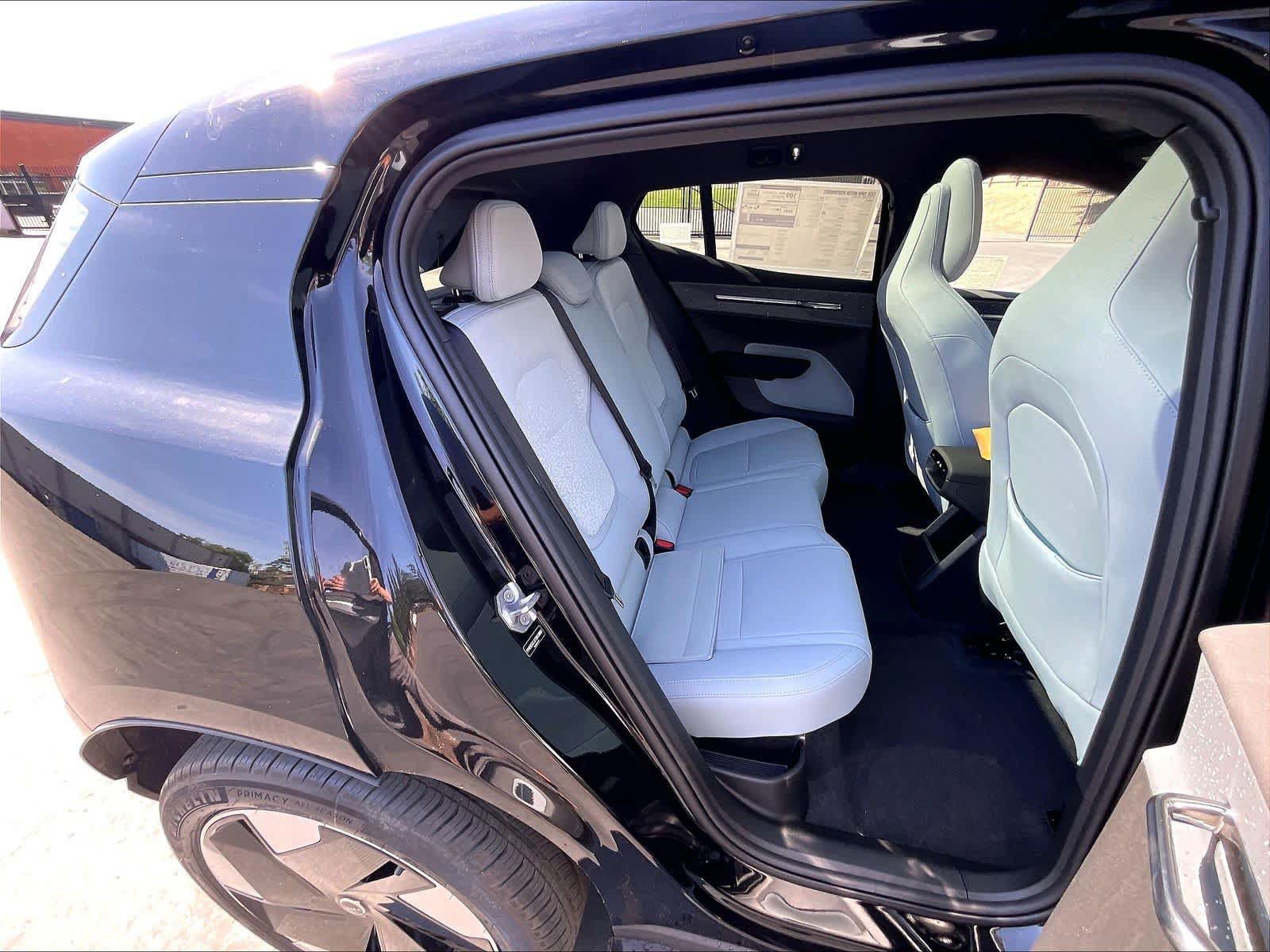 New 2026 Volvo EX30 Ultra w/ Climate Package AWD/4WD image 27