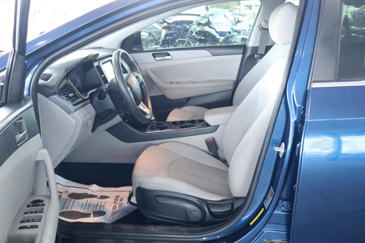 Used 2018 Hyundai Sonata SE FWD image 15