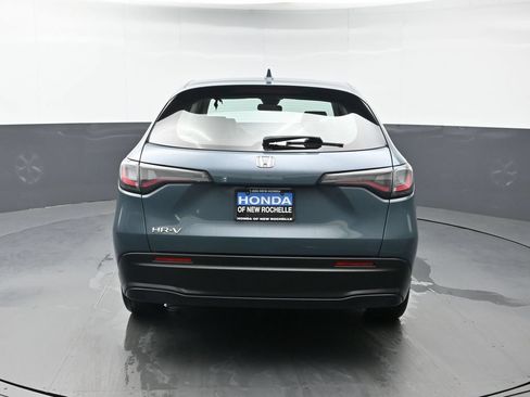 Used 2024 Honda HR-V LX image 5