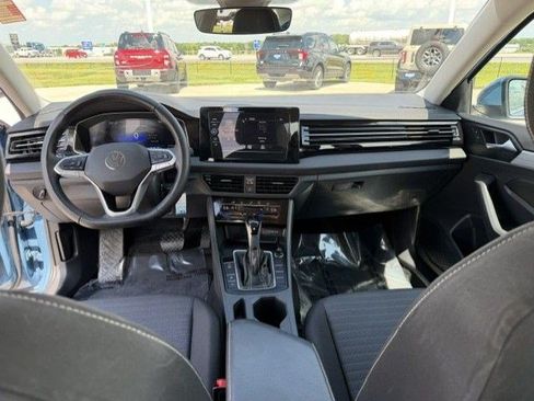Used 2025 Volkswagen Jetta S FWD image 25