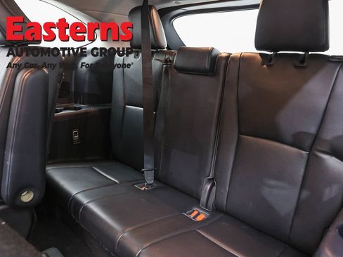 Used 2021 Toyota Highlander XLE AWD/4WD image 26
