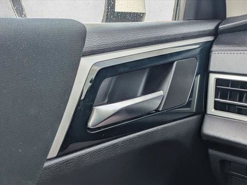 Used 2022 Mitsubishi Outlander ES AWD/4WD image 5