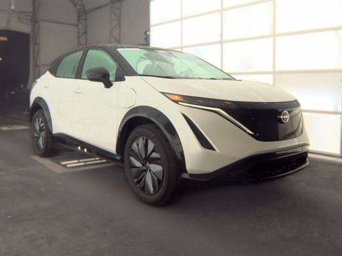 Used 2023 Nissan Ariya AWD image 1