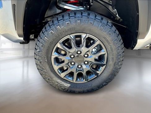 New 2025 Toyota Tacoma TRD Off-Road w/ TRD Off Road Upgrade Package image 10