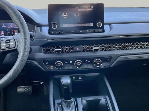 Used 2023 Honda Accord EX image 7