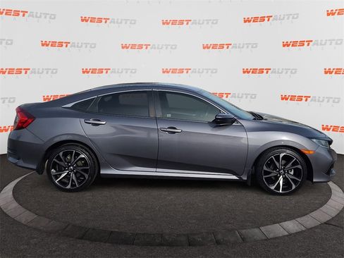 Used 2020 Honda Civic Sport image 6