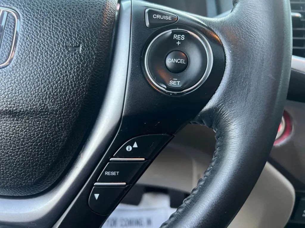 Used 2017 Honda Pilot EX-L image 48