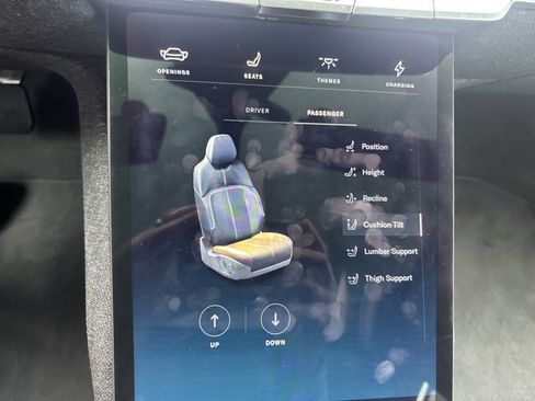 Used 2023 Lucid Air Touring AWD/4WD image 31