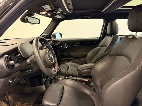 Certified 2024 MINI Cooper S image 10