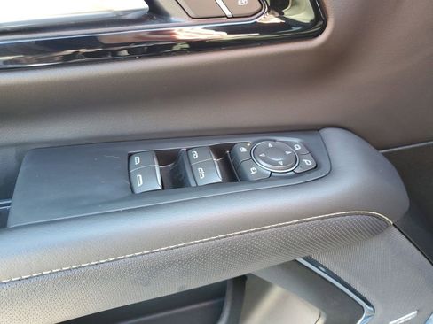 Used 2025 Chevrolet Tahoe Premier image 28