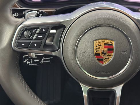 Used 2018 Porsche Panamera 4 image 22