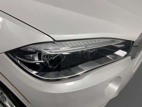 Used 2018 BMW X5 xDrive50i image 7