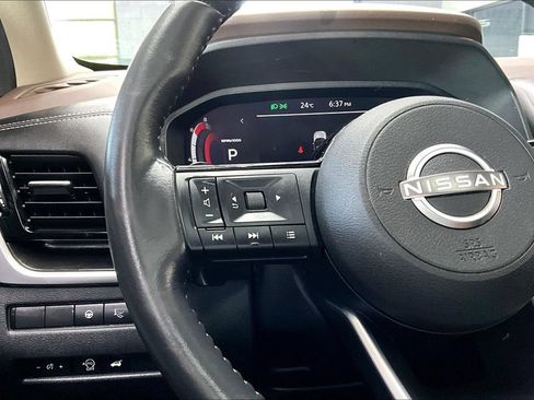 Used 2023 Nissan Rogue Platinum AWD/4WD image 11
