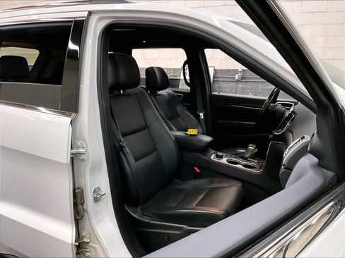 Used 2021 Jeep Grand Cherokee Limited w/ Luxury Group II AWD/4WD image 10