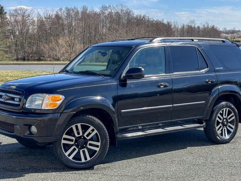 Used 2004 Toyota Sequoia Limited image 3