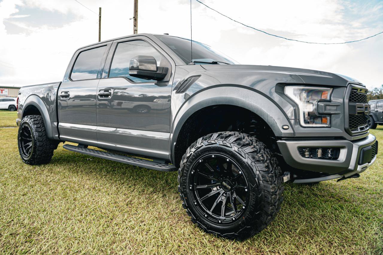 Used 2018 Ford F150 Raptor w/ Equipment Group 802A Luxury AWD/4WD image 8