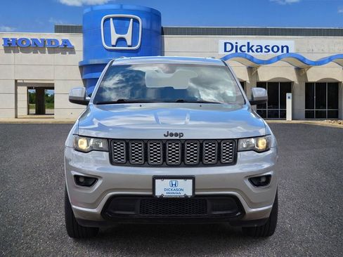 Used 2020 Jeep Grand Cherokee Altitude RWD image 2