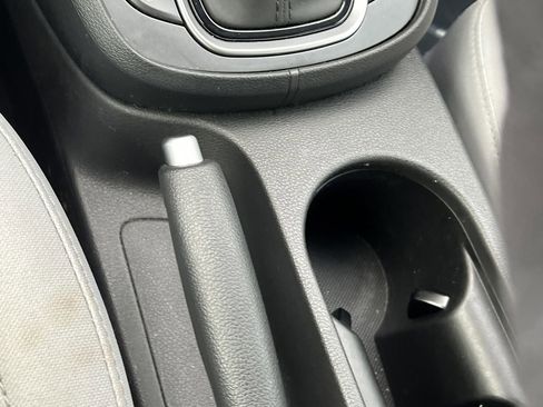 Used 2023 Hyundai Kona SEL image 4