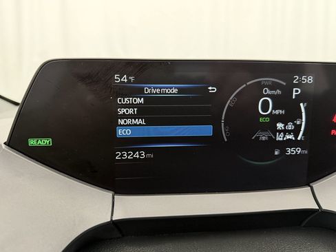 Used 2025 Toyota Prius LE image 13